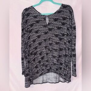 Daisy Fuentes Monochrome Knit Top